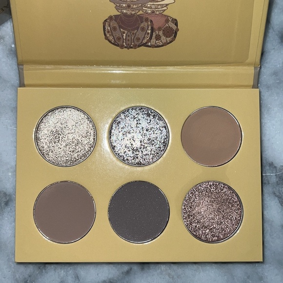 Juvias Place The Taupes palette - Picture 2 of 3